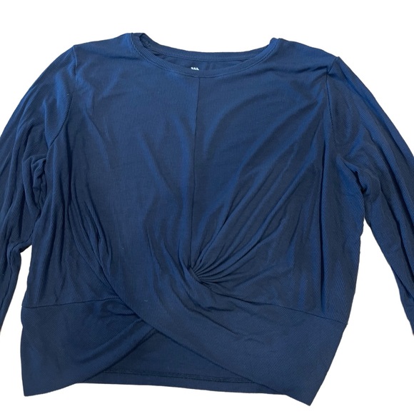 All in Motion Black Twist-Front Long Sleeve Top Blouse Shirt Women Size Medium - Picture 3 of 7